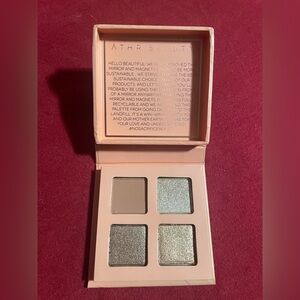 ATHR beauty eye shadow 4-color pallet